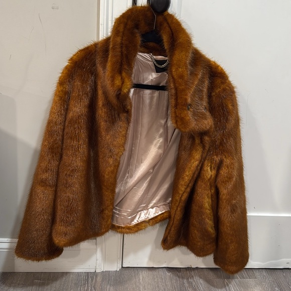 J.Crew Collection faux fur jacket. Perfect condition worn 1x - Picture 3 of 5
